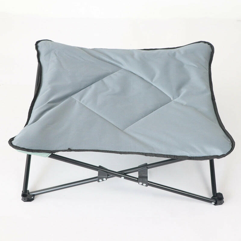 Foldable Elevated Outdoor Puppy Bed for Dogs and Cats.