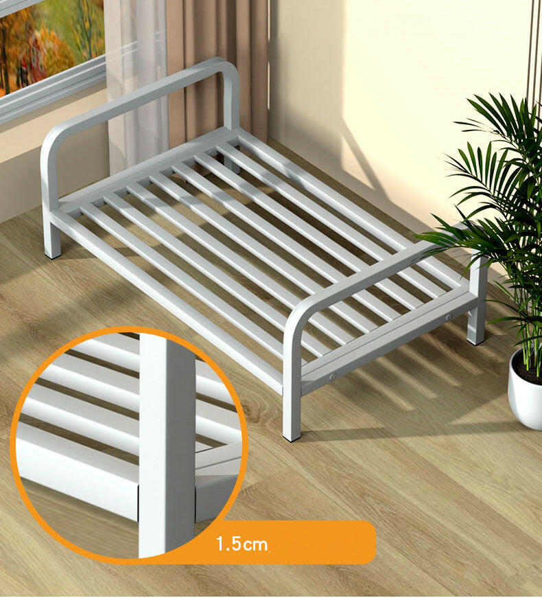 Sturdy Elevated Metal Frame Dog Bed with Breathable Design.