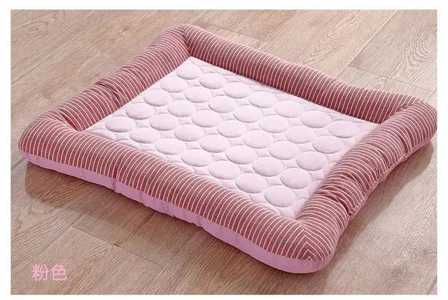 Cooling Pad Bed for Dogs and Cats.