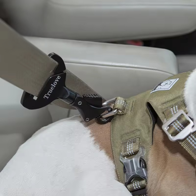 Truelove Dog Seatbelt Clip – Car Safety Buckle for Harness Attachment